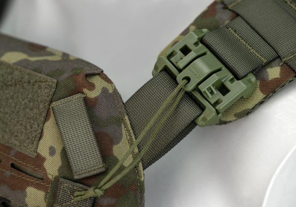 Invader Gear Reaper QRB Plate Carrier Flecktarn